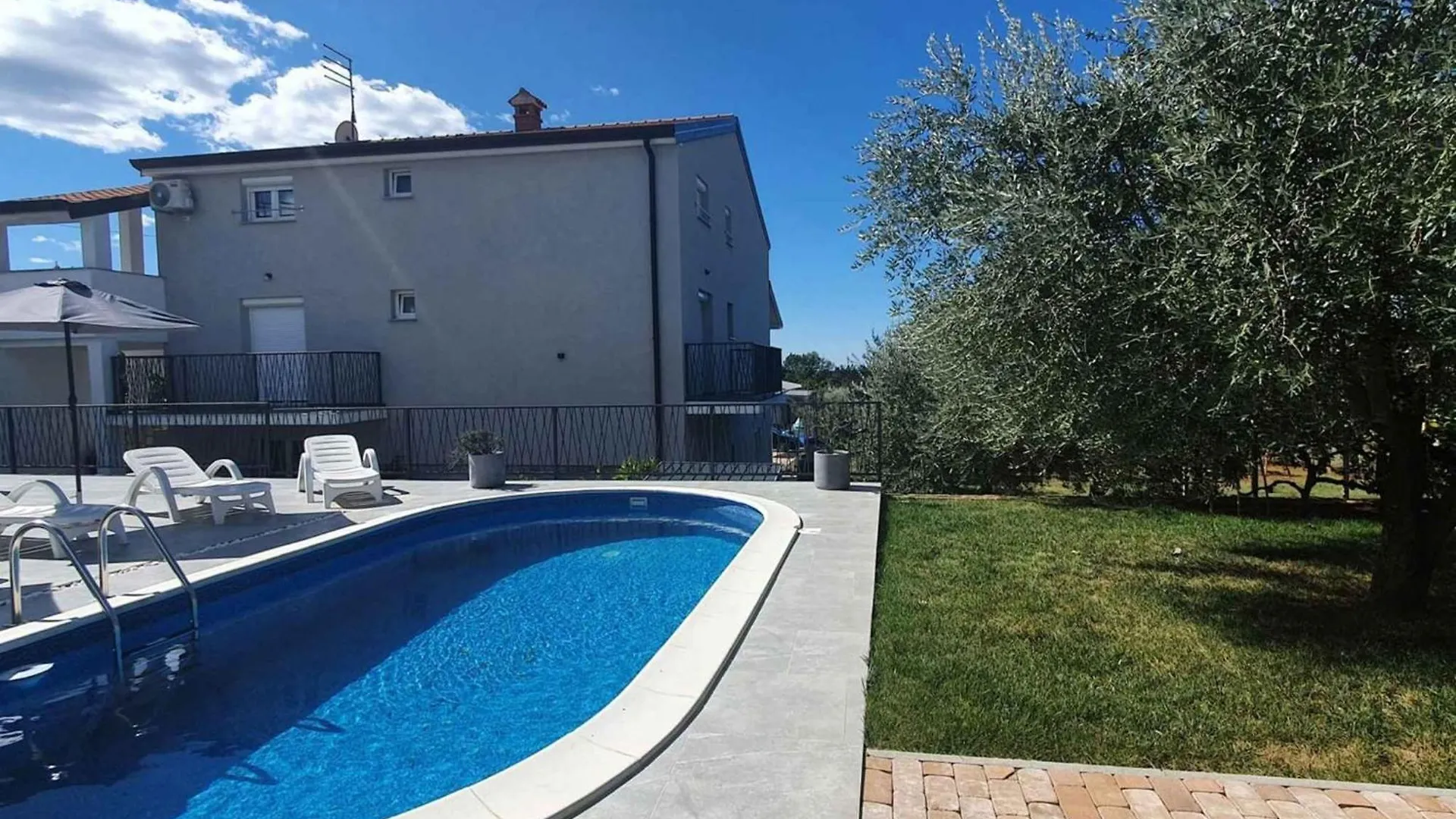 Apartments In Porec - Istrien 40228